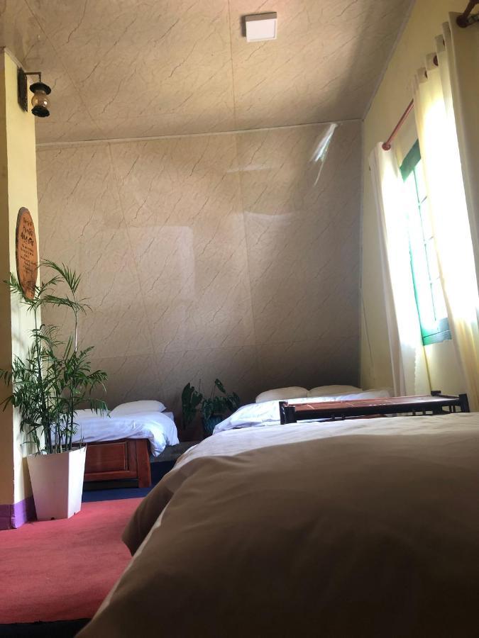 דה לאט Homestay Khu Vuon Hoang Gia מראה חיצוני תמונה