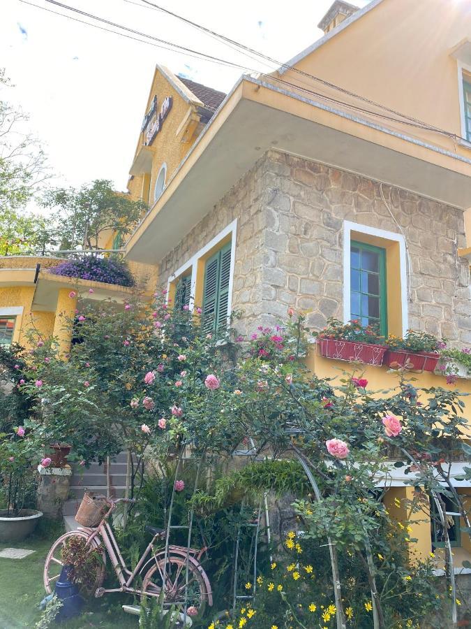 דה לאט Homestay Khu Vuon Hoang Gia מראה חיצוני תמונה