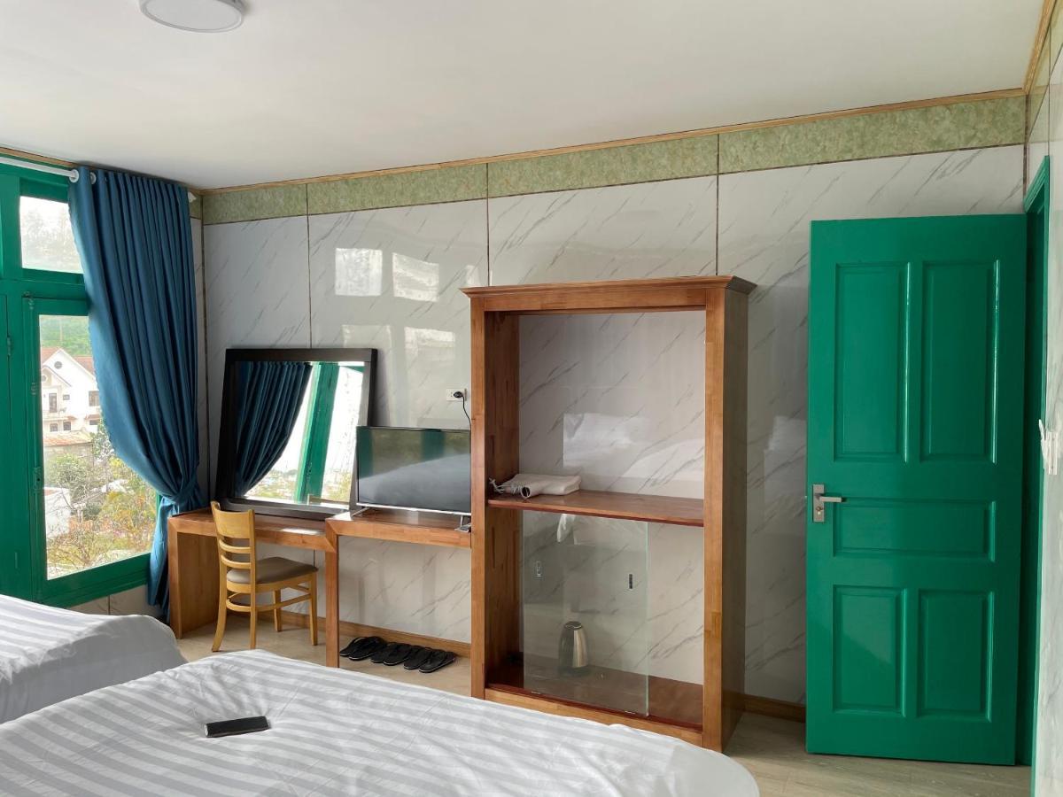 דה לאט Homestay Khu Vuon Hoang Gia מראה חיצוני תמונה
