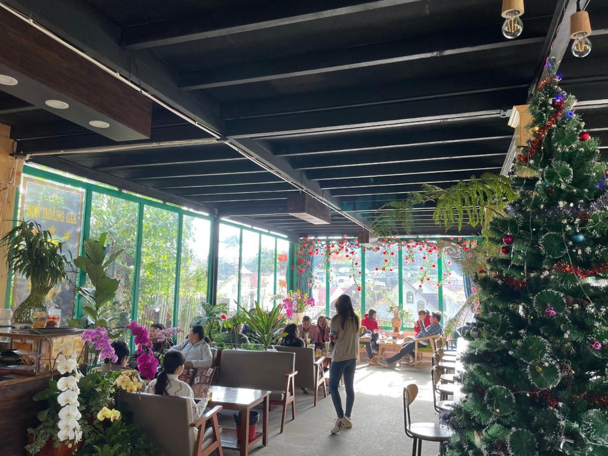 דה לאט Homestay Khu Vuon Hoang Gia מראה חיצוני תמונה